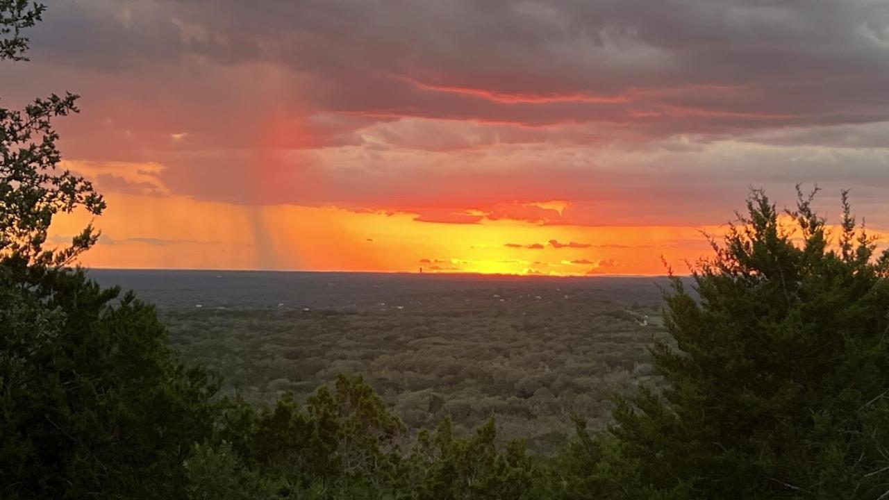 Hill Country Highland'S Bluebonnet Cottage Марбъл Фолс Екстериор снимка