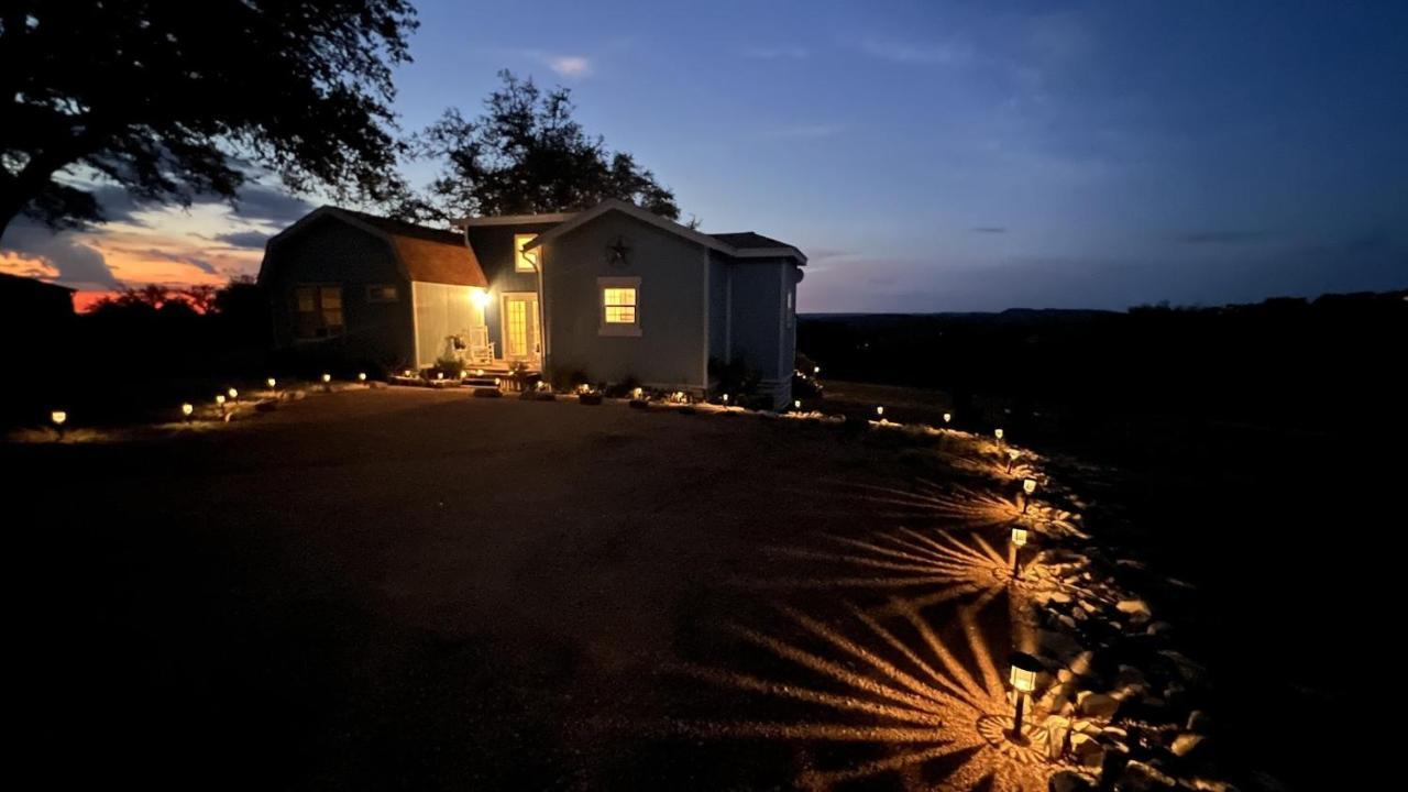 Hill Country Highland'S Bluebonnet Cottage Марбъл Фолс Екстериор снимка